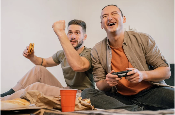 The Comeback of Connection: Why Real-Time Experiences Are Back in Style